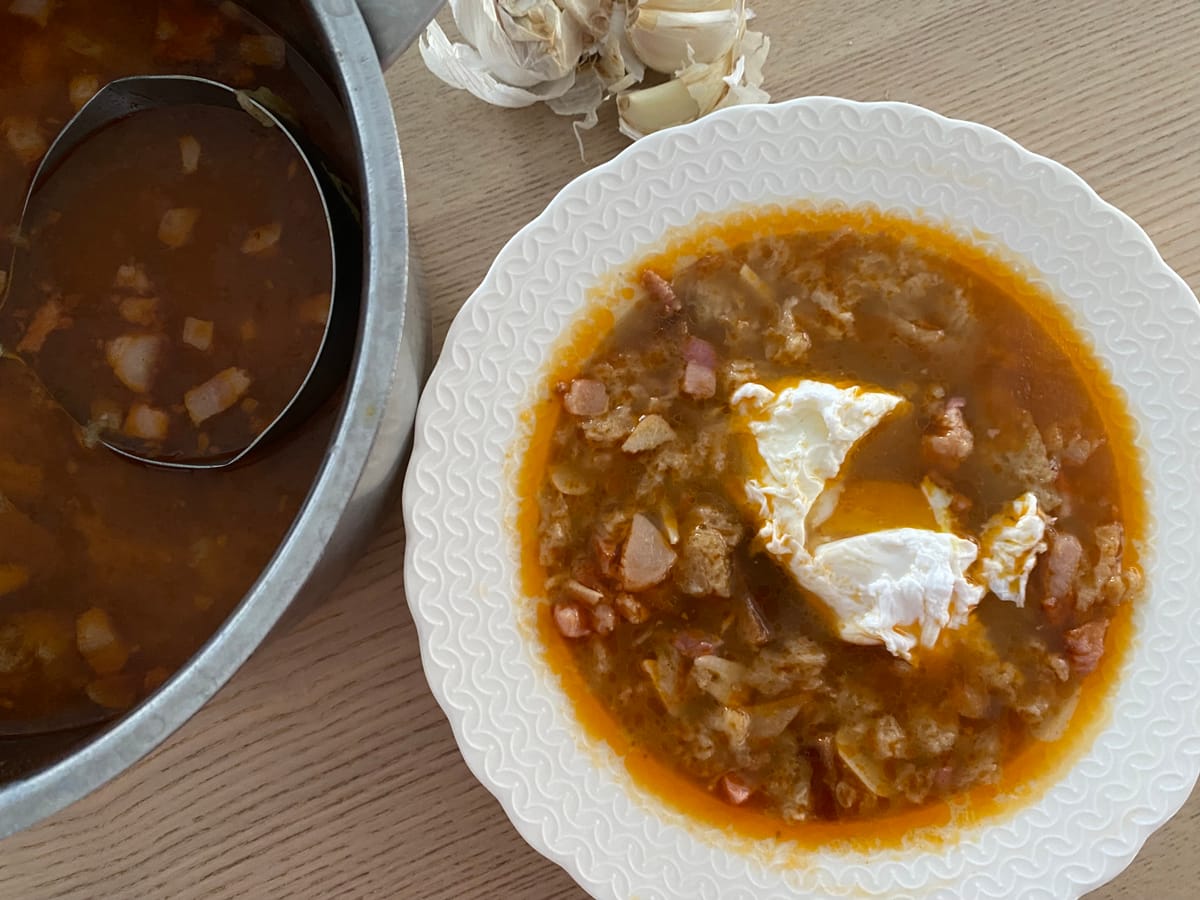Sopa de ajo: Kastilská česnečka